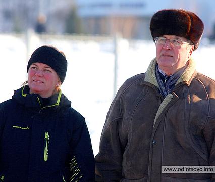 Лариса ЛАЗУТИНА, Александр ГУСЕВ, Митинг в поддержку Путина на Центральном стадионе (28 янв 2012), alexander_ermoshin