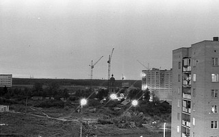 Вид на Гребневскую церковь со стороны железной дороги 1975г