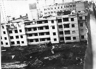 Апрель 1986г. ул. Чикина д.7 и шк. № 2