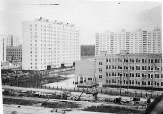 Весна 1985 или осень 84, школа № 2 ул. Чикина, многострадальный котлован-подвал д.№7