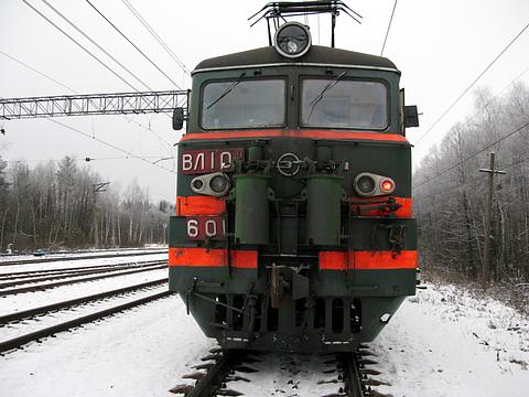 Наш паровоз вперёд бежит в комунне остановка,другого нет у нас пути в руках у нас морковка, Разное, локомотив, поезд, электричка, железная дорога, зима, лес, turboliator99