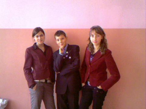 Катя,Леха и Кристинка))), Школа №7, BESYA