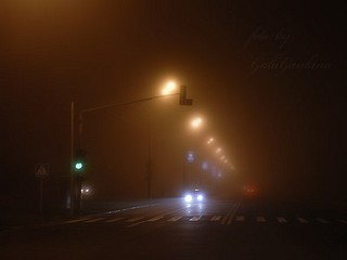 красногорское шоссе... перекресток у бирюзы.... туман...
