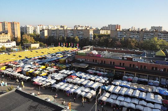 Рынок. Автор фото — Алексей МАСЛОВ, Станция Одинцово, привокзальная площадь, рынок, alexander_ermoshin