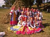 Фольклорный ансамбль "РОДНИК" на природе